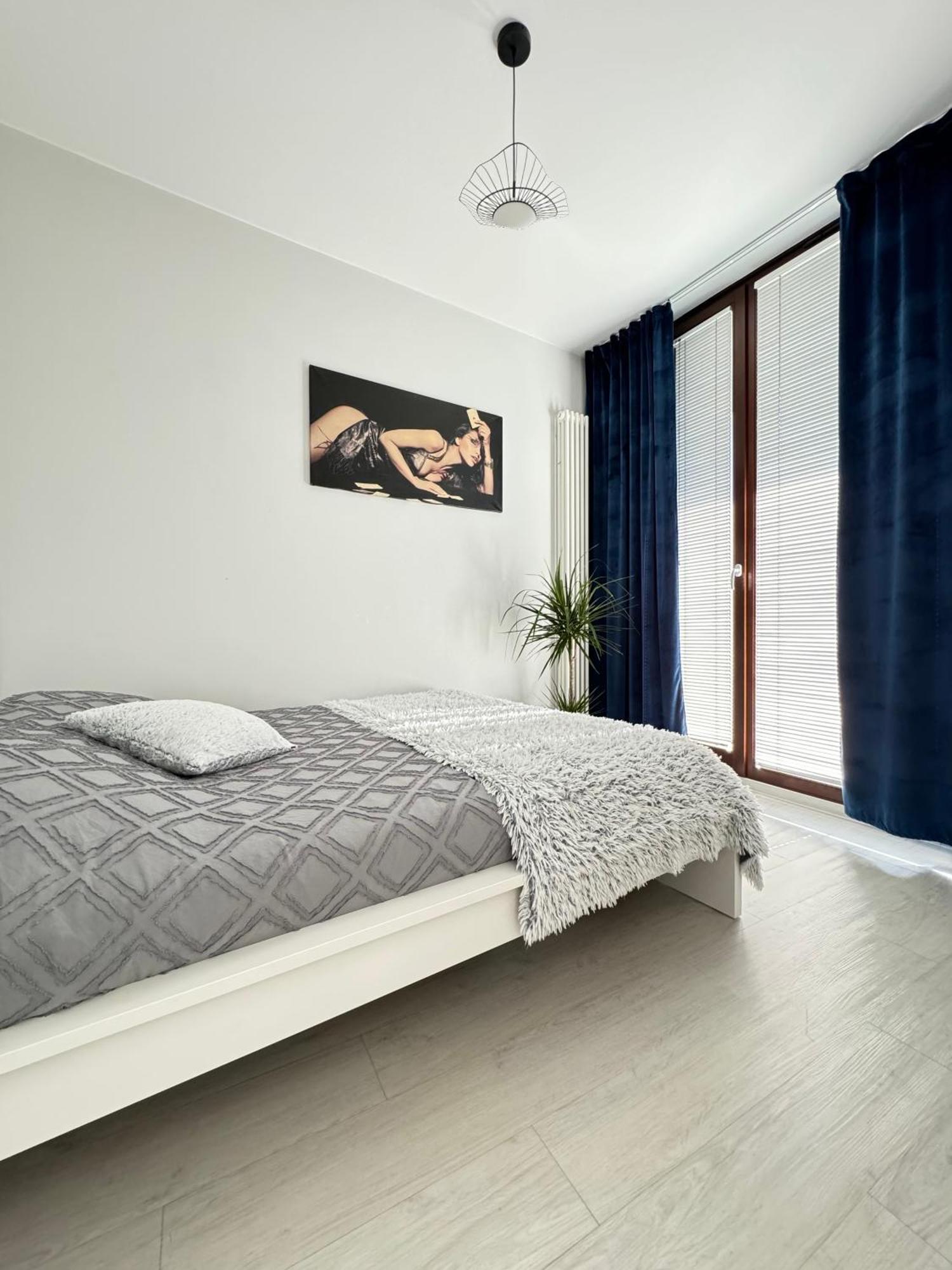 Two Rooms Apartment Triton Park Warszawa Eksteriør bilde